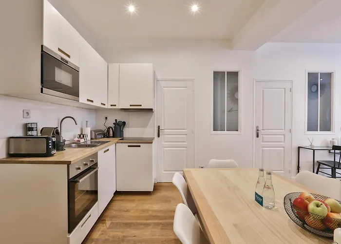 Urbanflat 34 - Spacious & Bright For 11 Daire *