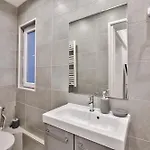 Urbanflat 34 - Spacious & Bright For 11 Lejlighed Paris