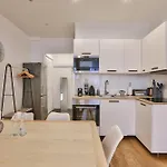 Lejlighed Urbanflat 34 - Spacious & Bright For 11