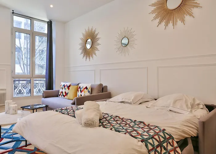 Urbanflat 34 - Spacious & Bright For 11 Appartamento Parigi